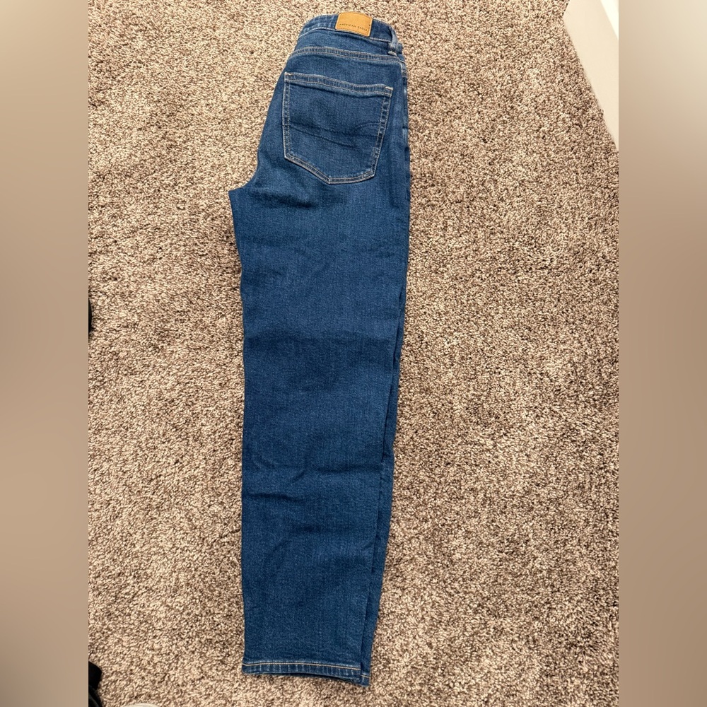 A&E Short Mom Jeans